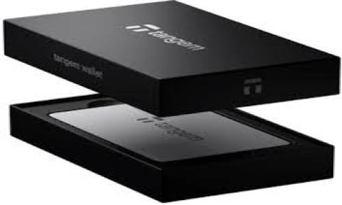 Tokenim是一种基于区块链的加密货币转账平台，因此它的转账记录通常是不可删除的。这是因为区块链技术本身的特点：数据一旦被记录在区块链上，就会永久保留，任何人都无法修改或删除这部分历史记录。这种设计的初衷是为了确保透明性和信任。

如果你希望保护你的隐私，或者不想让他人看到你的交易记录，可以考虑以下几个方法：

1. **使用隐私保护型币种**：一些加密货币如Monero或Zcash专注于隐私保护，无法轻易追踪。

2. **创建新的钱包地址**：在未来的交易中，使用新的钱包地址可以在一定程度上保护你的隐私。

3. **混淆服务**：一些混币服务可以帮助你将多个交易混合在一起，使得追踪更加困难。

请注意，不同的加密货币和钱包可能有不同的隐私保护措施，了解这些信息对保护你的资金安全和个人隐私十分重要。