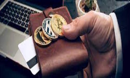 关于以太坊钱包的客服电话，通常情况下，官方以太坊并不提供直接的客服电话号码，因为以太坊是一个去中心化的区块链网络，并没有一个中心化的公司来提供客户服务。但是，如果你使用的是某个特定的以太坊钱包，比如MetaMask、Coinbase Wallet或其它钱包服务，建议你查看该服务的官方网站或帮助中心，以获取官方的支持联系信息。

如果你在使用某个钱包时遇到问题，通常可以通过以下途径获得帮助：

1. **官方网站**：访问钱包的官方网站，查找“支持”或“联系我们”部分。
2. **社区论坛**：很多以太坊相关的问题可以在社区论坛（如Reddit、Ethereum官方论坛）中找到解答。
3. **社交媒体**：某些钱包服务在Twitter、Facebook等社交媒体上也提供支持。
4. **电子邮件支持**：一些钱包提供电子邮件支持，你可以通过发送邮件描述你的问题来寻求帮助。
5. **用户指南和FAQ**：不少钱包会在其网站上提供用户指南和常见问题解答，这也可能会帮助你解决问题。

请注意，在与任何支持联系方式沟通时，都要确保对方是真正的官方渠道，以避免可能的诈骗风险。